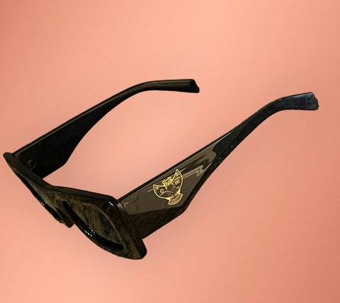 T12 Señora gafas de sol